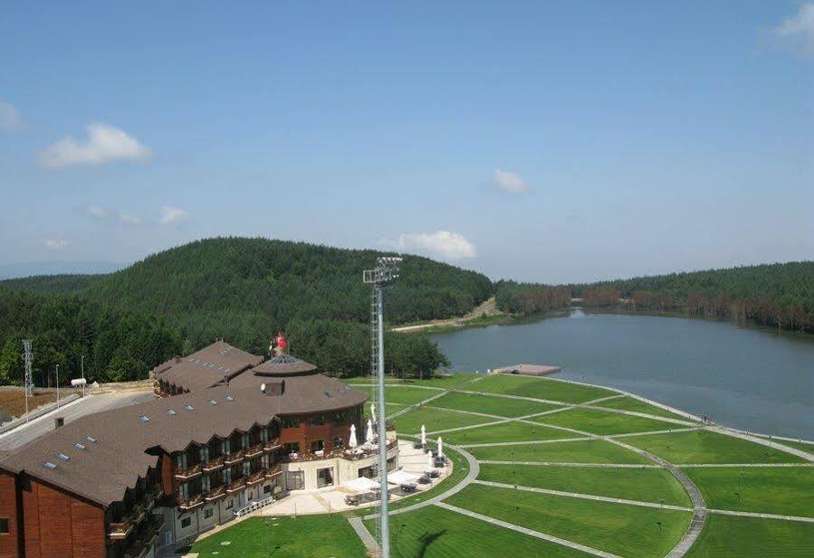 Fenerbahce Serkan Acar Resort&Sports Topuk Yaylasi Dereceören Exteriér fotografie
